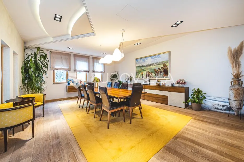 zagreb, gornje prekrižje, ekskluzivna obiteljska vila 376 m² na zemljištu od 704 m² - slika 10