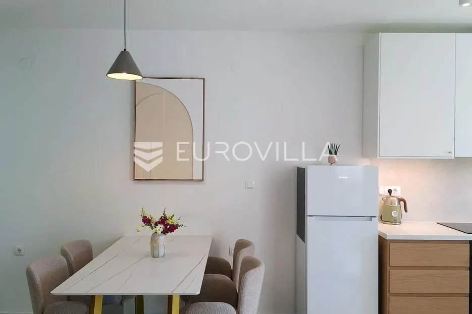 zadar, brodarica, novouređen dvosoban stan na izvrsnoj lokaciji - slika 7
