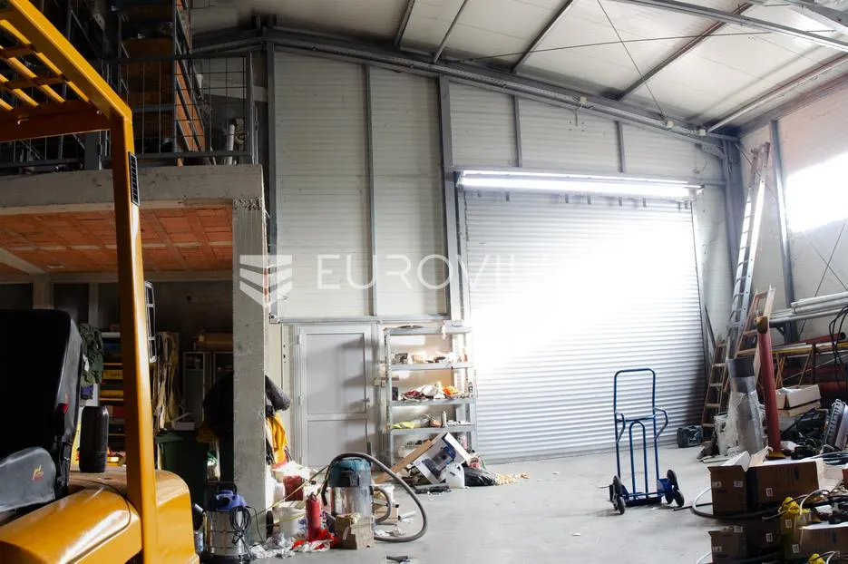 vinkovci, jošine, hala 364.60 m² s pomoćnom zgradom uredske namjene 104.80 m² - slika 5