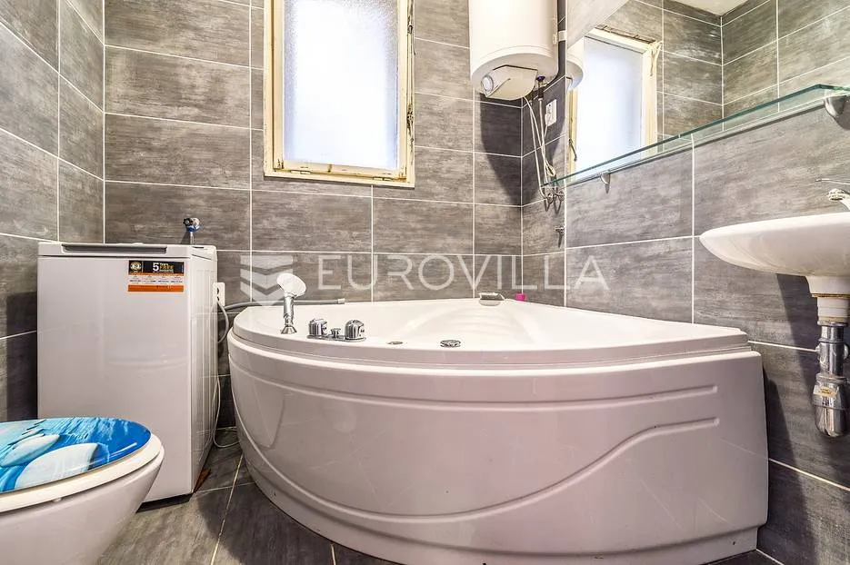 zagreb, donji grad, dvosoban stan 62 m2 - slika 4