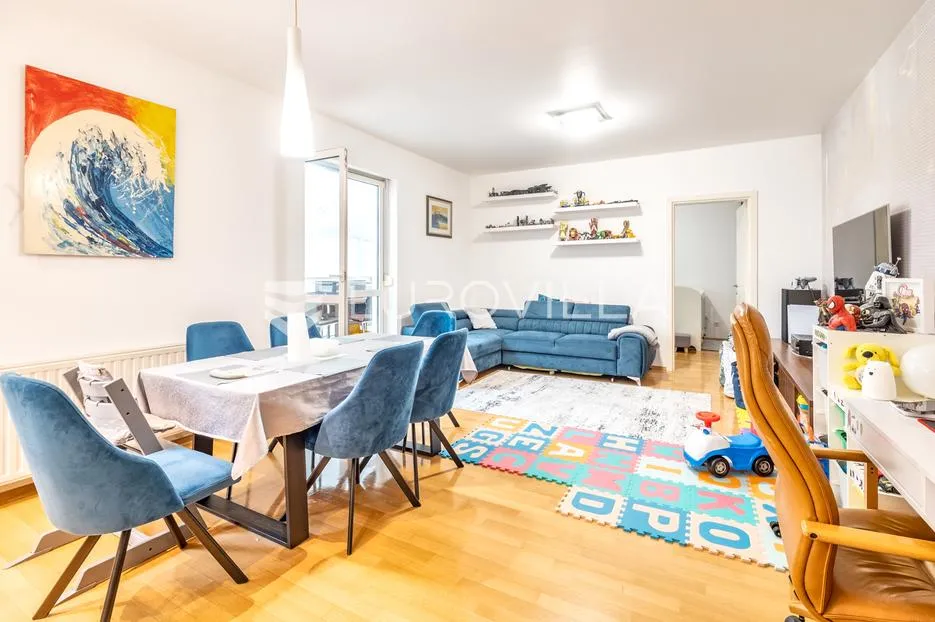 zagreb, medveščak, trosoban stan sa zimskim vrtom, terasom i garažom, 124 m² - slika 2