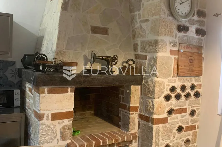 pašman, ždrelac, prekrasna kamena kuća s bazenom i pogledom na more - slika 8
