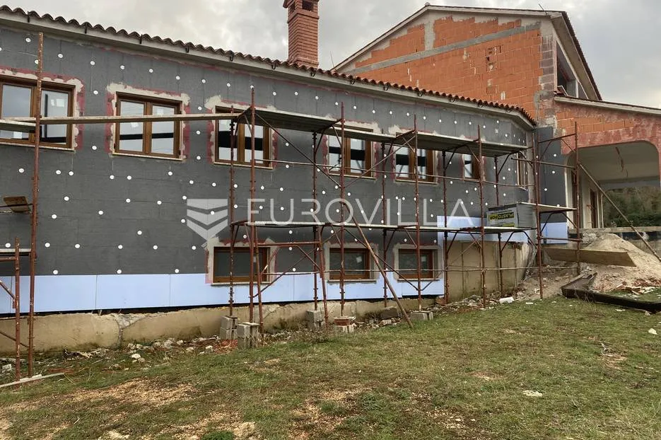istra, rovinjsko selo, stambeno poslovni objekt 600 m2 u izgradnji - slika 1