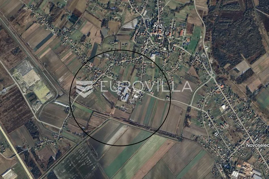 Križ, Poduzetnička zona, zemljište 20.000 m²