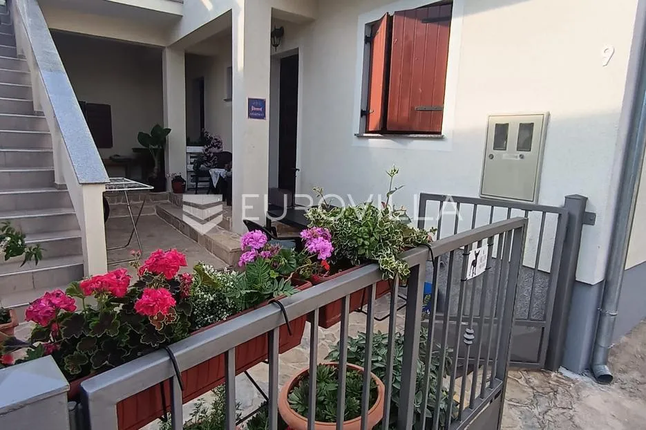 sveti filip i jakov, prekrasna samostojeća kuća s velikim potencijalom - slika 3