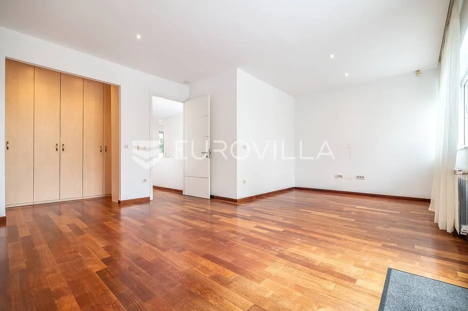 zagreb, šestine, prekrasna luksuzna vila s bazenom - slika 6