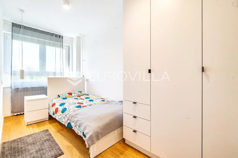 zagreb, trnje, četverosoban stan 75 m² - slika 6