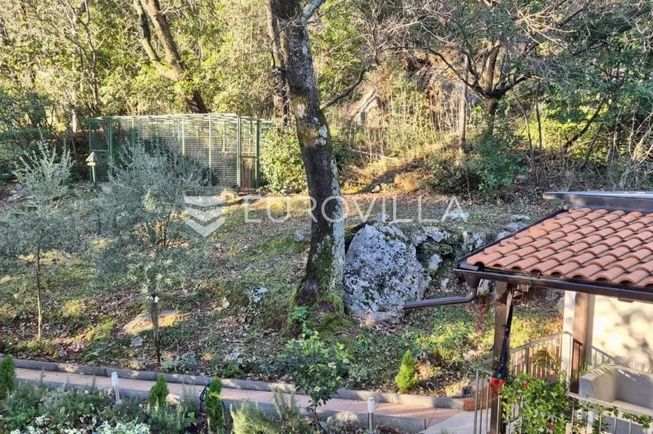 opatija, centar, prekrasna etaža kuće 141 m² u vili iz talijanskog doba - slika 19