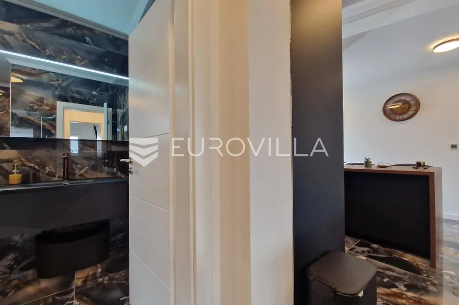vir, moderan apartman s dvije spavaće sobe, terasom, vrtom i 2 parkirna mjesta, centar - slika 33