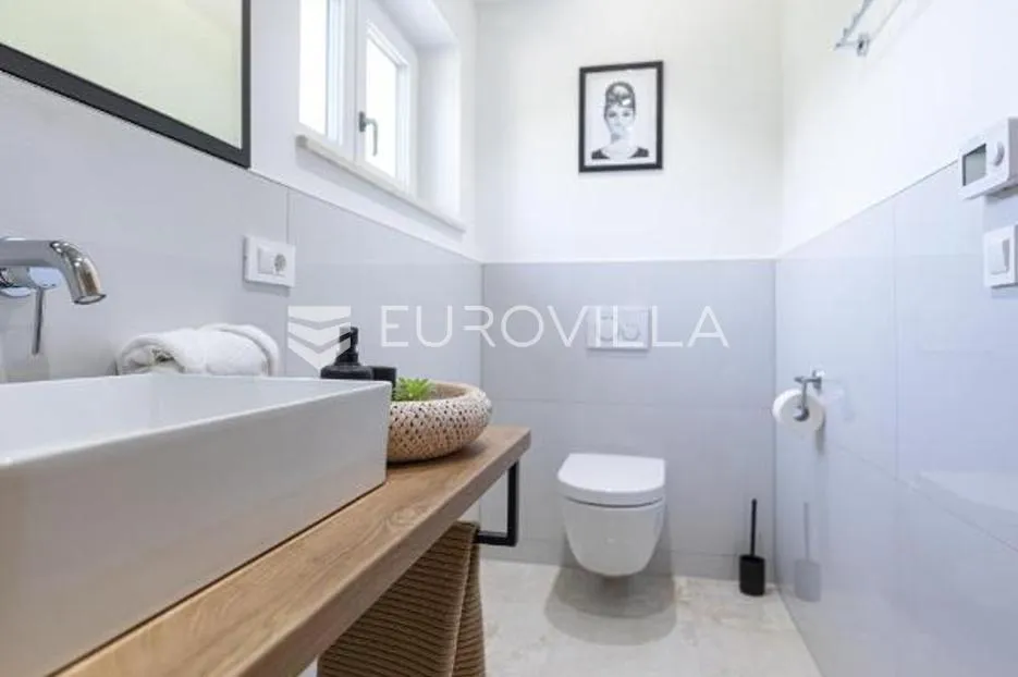 krk, luksuzna villa sa bazenom na izvrsnoj lokaciji - slika 17