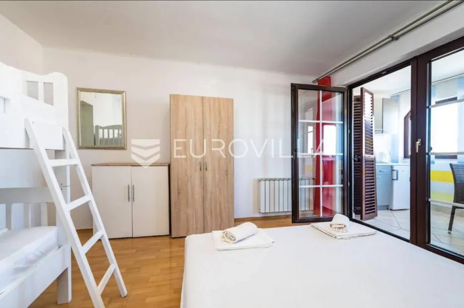 pag, novalja, villa sa 8 uhodanih apartmanskih jedinica i restoranom, pogled na more - slika 9