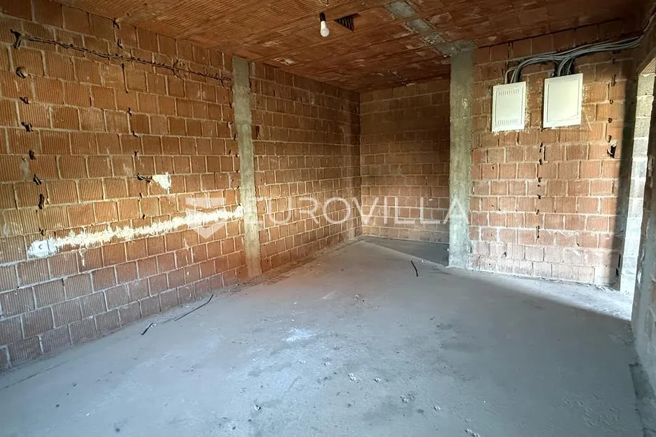osijek, tenja, na prodaju kuća prizemnica (roh-bau), 130 m2 na parceli od 342 m2 - slika 18