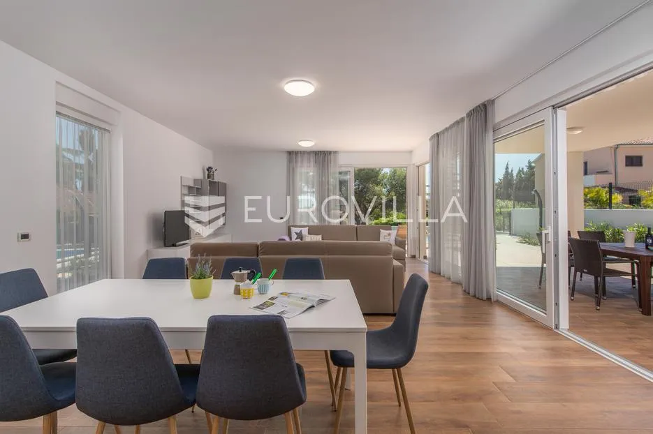 istra, premantura, moderna vila s bazenom na odličnoj lokaciji 500 m od mora - slika 14