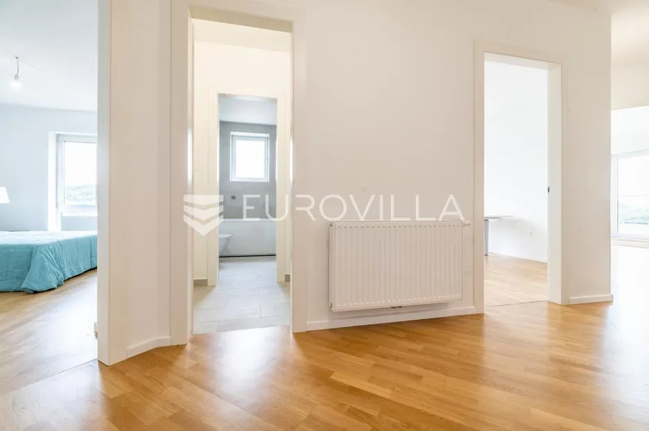 zagreb, gračani, novogradnja, dvoetažan peterosoban stan 228,66 m² s vrtom - slika 11
