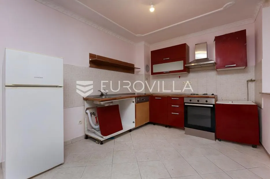 kostrena, glavani, peterosobni stan površine 125 m², pogled - slika 5