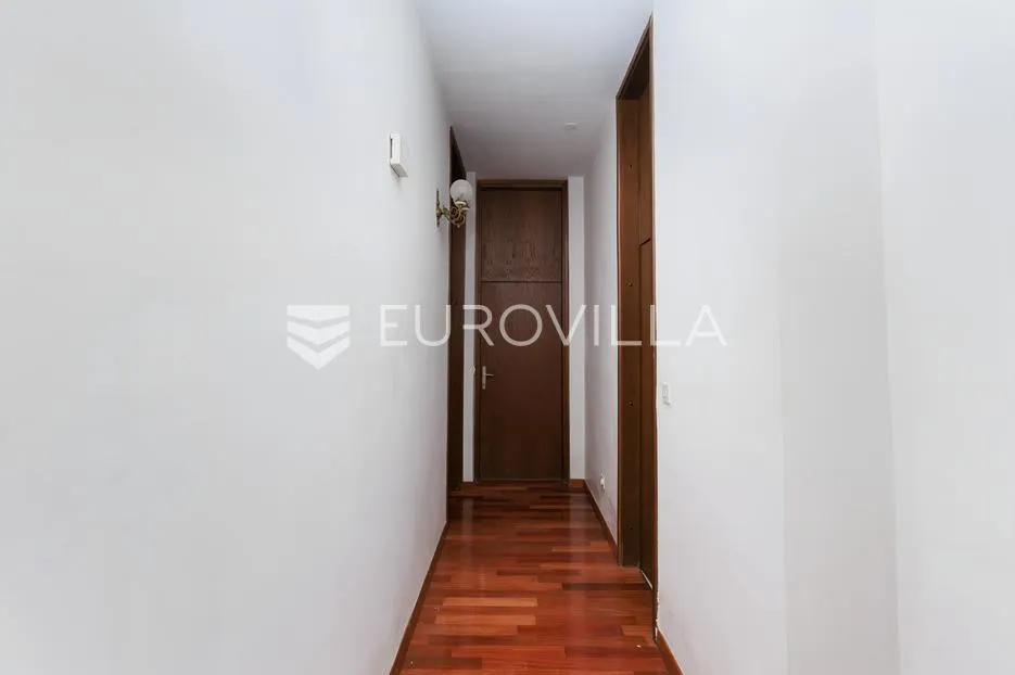 otok krk, njivice, unikatna kamena vila 1.red do mora brp 300 m2 - slika 15