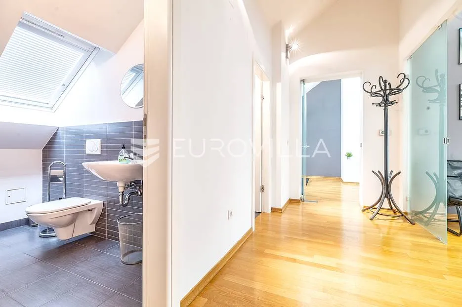 zagreb, maksimir, višesoban dvoetažan stan, ured 320 m² prvi kat i potkrovlje - slika 13