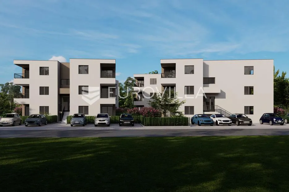 šibenik, dvosoban stan u prizemlju s terasom, 72,16 m² - slika 2