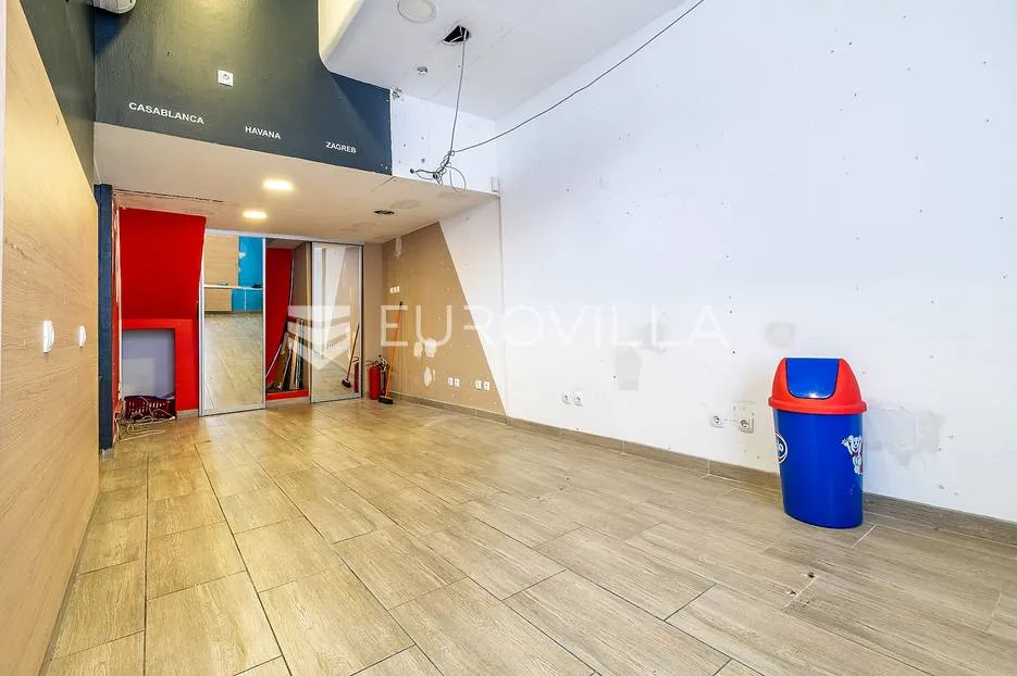 zagreb, vlaška, dvoetažni ulični poslovni prostor / lokal 35 m2 - slika 2