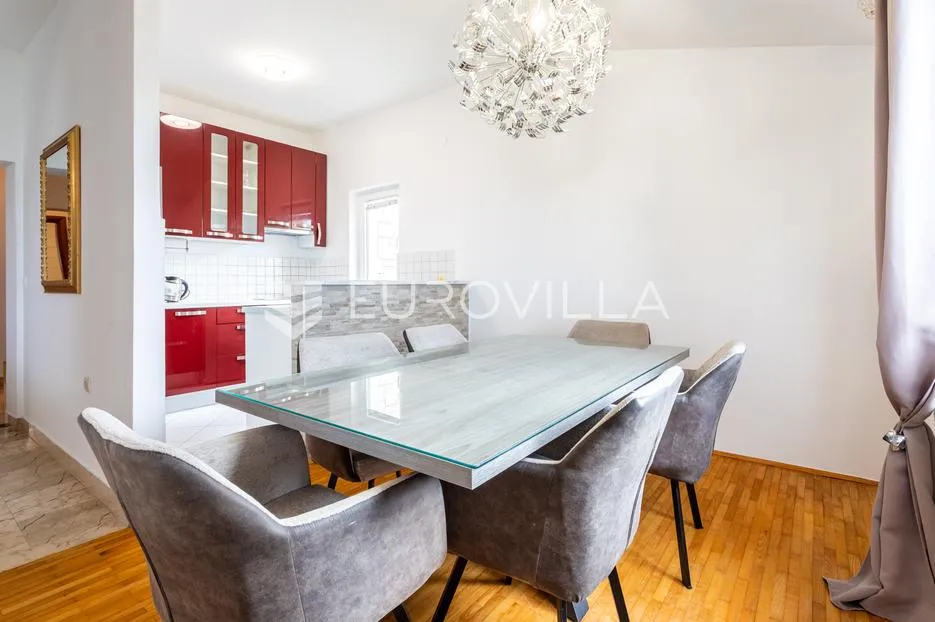 omiš, duće, prostrani dvosoban stan, 109,80 m² - slika 11