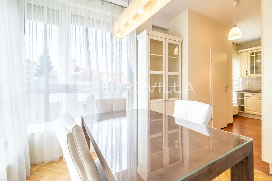 zagreb, petrova, odličan trosoban stan 65 m² s garažom, najam - slika 2