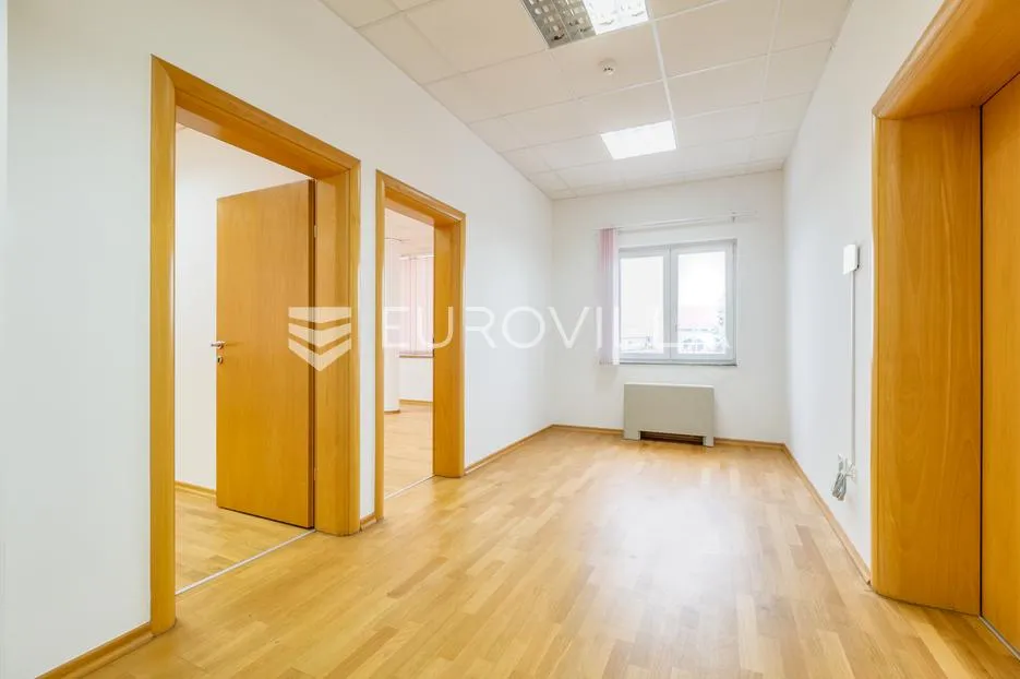 zagreb, lučko, najam uredskog prostora u poslovnoj zoni, 450 m2 - slika 3