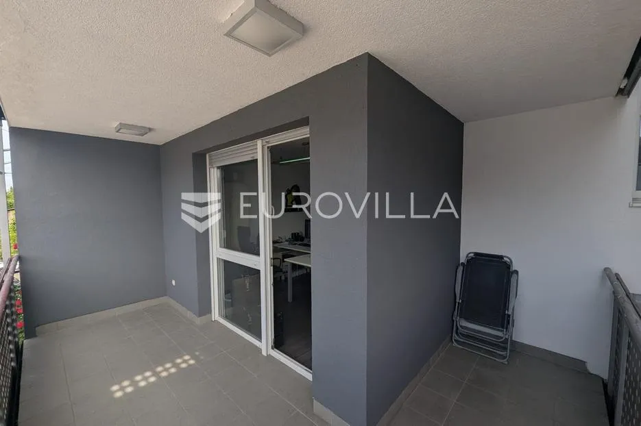 zagreb, odra, poslovni prostor/ured sa spremištem i parkingom, 68 m² - slika 9