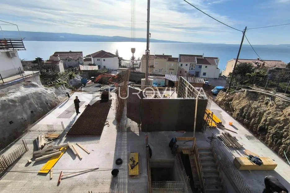 Omiška rivijera, jednosoban stan na drugom katu moderne novogradnje, 62.64 m²