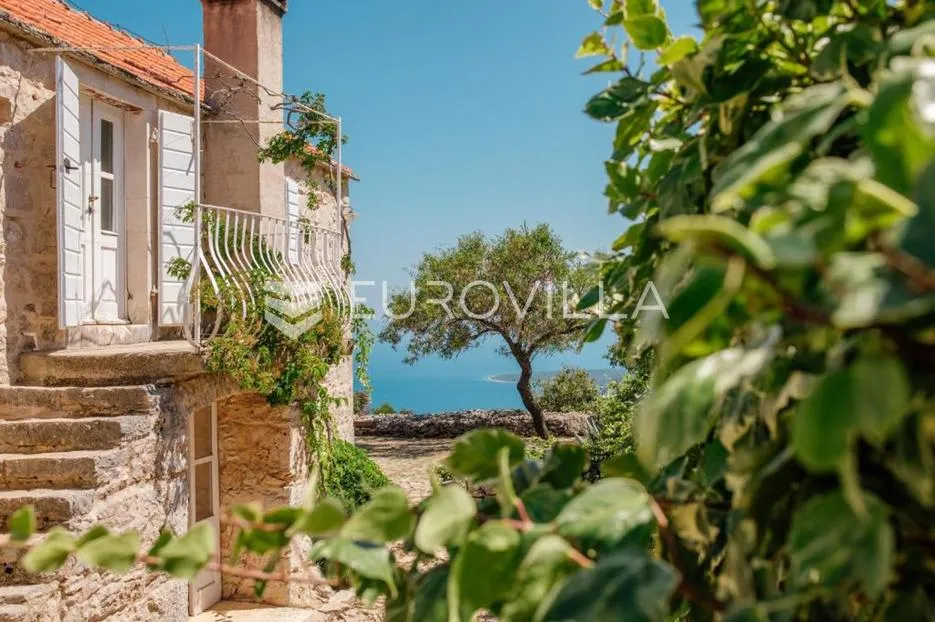 otok hvar, jedinstveno imanje na izuzetnoj lokaciji - slika 14