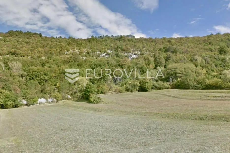 Matulji, poljoprivredno zemljište površine 9941 m² u fazi prenamijene - Male Mune