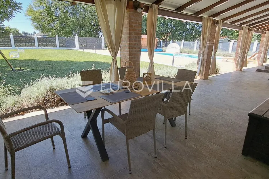 trnovec bartolovečki, šemovec, prekrasna kuća površine 290 m² - slika 17