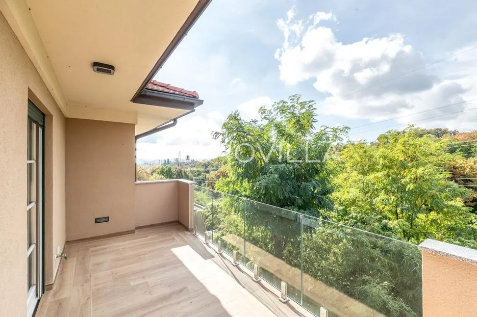 zagreb, remete, četverosoban penthouse s 2 parkirna mjesta i spremištem - slika 17