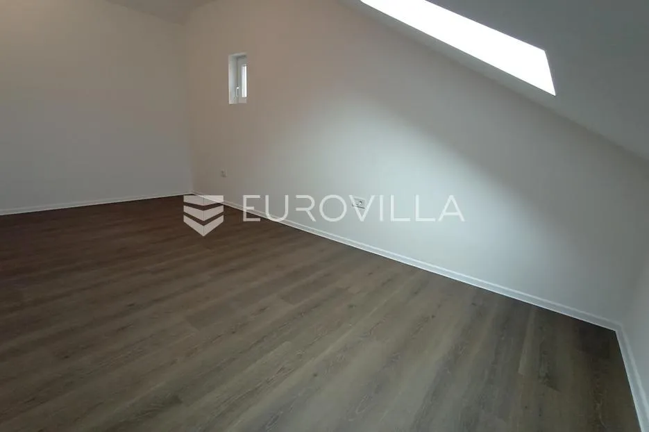 split, brda, potpuno renoviran trosoban stan - slika 5