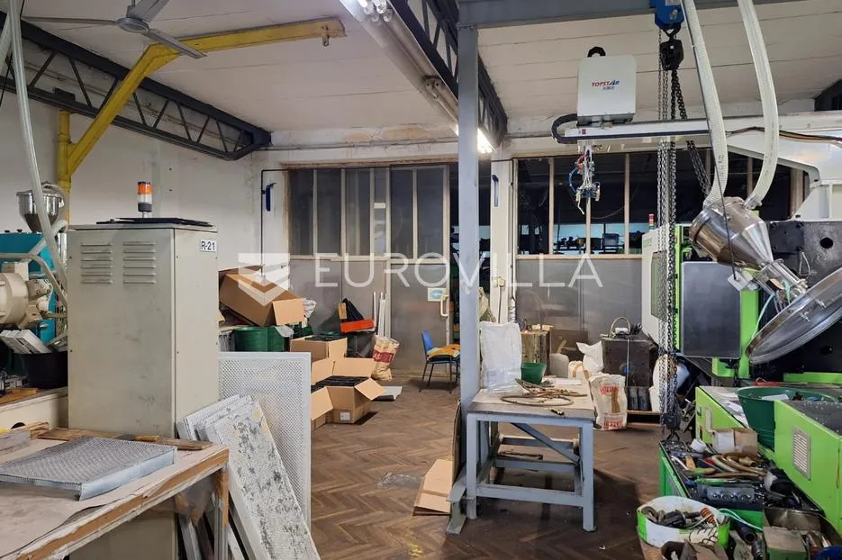 karlovac, centar, poslovni prostor 1100 m2, skladište - proizvodnja - slika 5