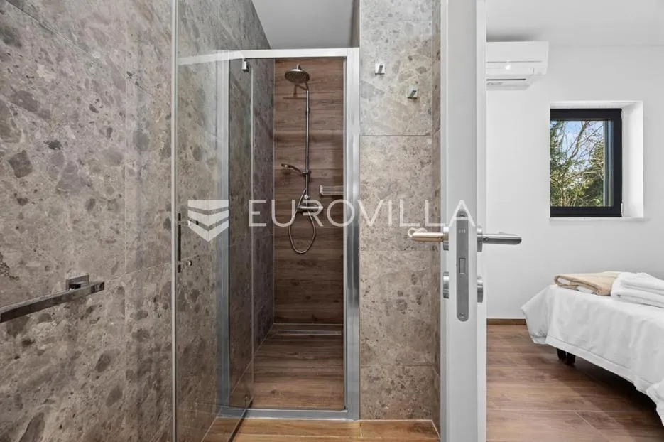 istra, banjole, dvojna vila, prvi red do mora, 244 m² s pogledom na marinu - slika 33