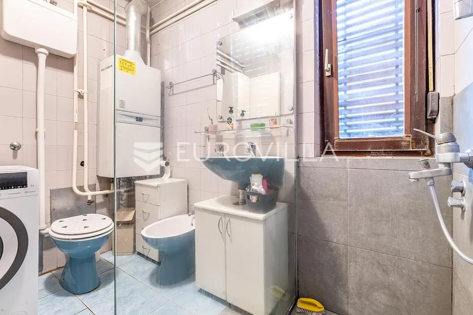 zagreb, maksimir, komforan četverosoban stan 120 m² - slika 9