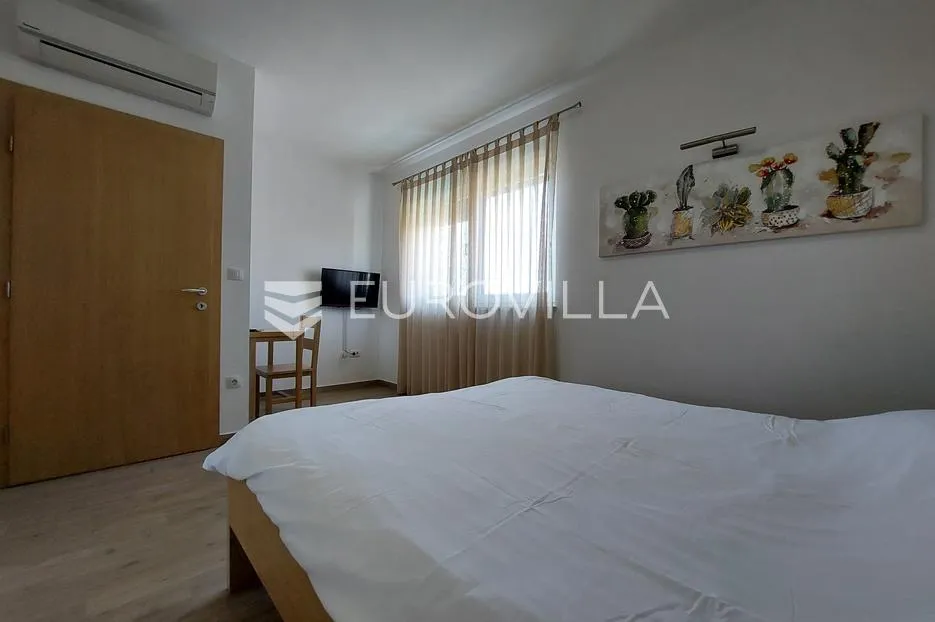 istra, pula, kuća s bazenom nadomak pule - slika 29
