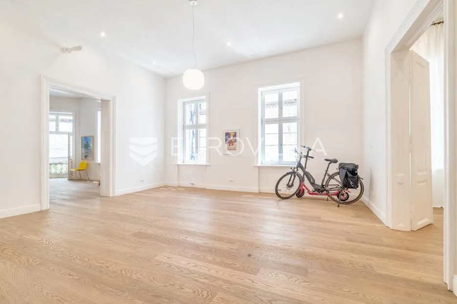 zagreb, zrinjevac, grandiozan stan 315m² s pogledom na park - slika 16