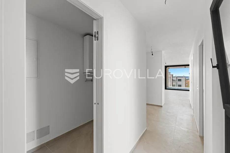 istra, novigrad, stan s 2 spavaće sobe na 1. katu 98 m² parkirno mjesto - slika 17