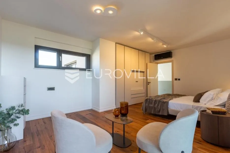 fažana, moderna vila 275 m² na velikoj besprijekornoj okućnici s grijanim bazenom - slika 32