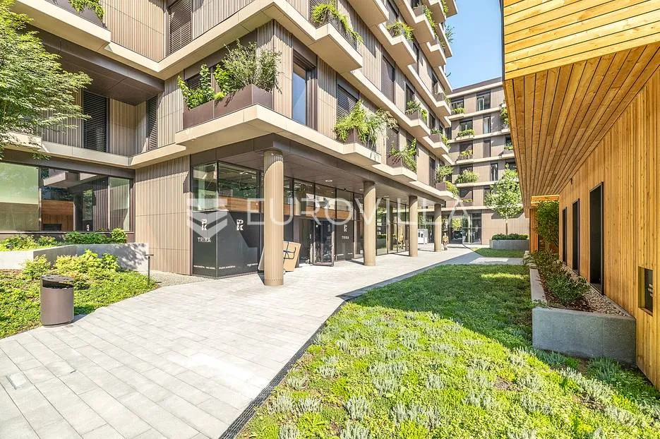 zagreb, park kneževa vmd prekrasan dvoetažan peterosoban stan s vrtom - slika 2