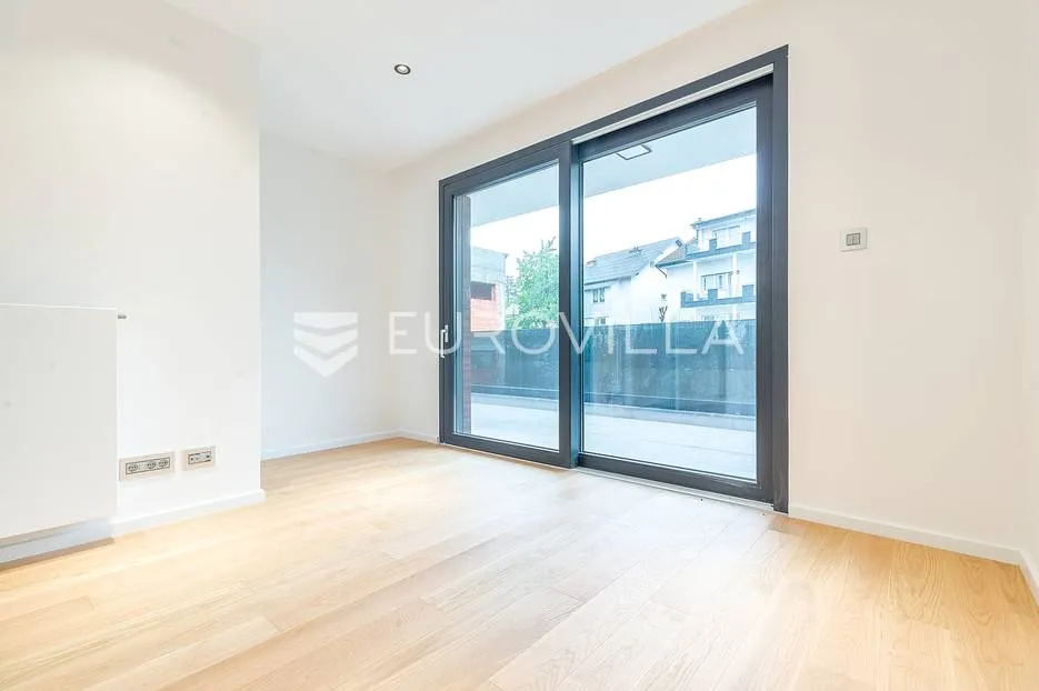 zagreb, srebrnjak, luksuzan stan u modernoj vili 157 m² - slika 8
