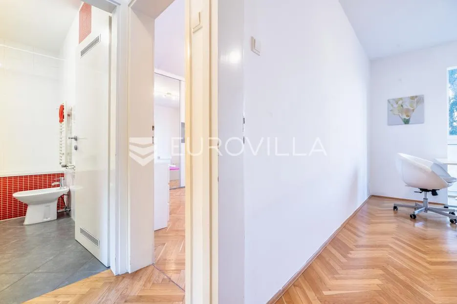 zagreb, donji grad prekrasan trosoban stan 85 m² - slika 8