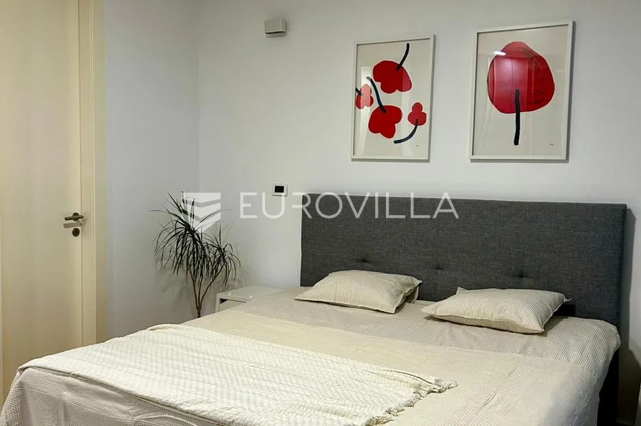 novi zagreb, golf resort, moderna četverosobna kuća u nizu s vrtom - slika 22
