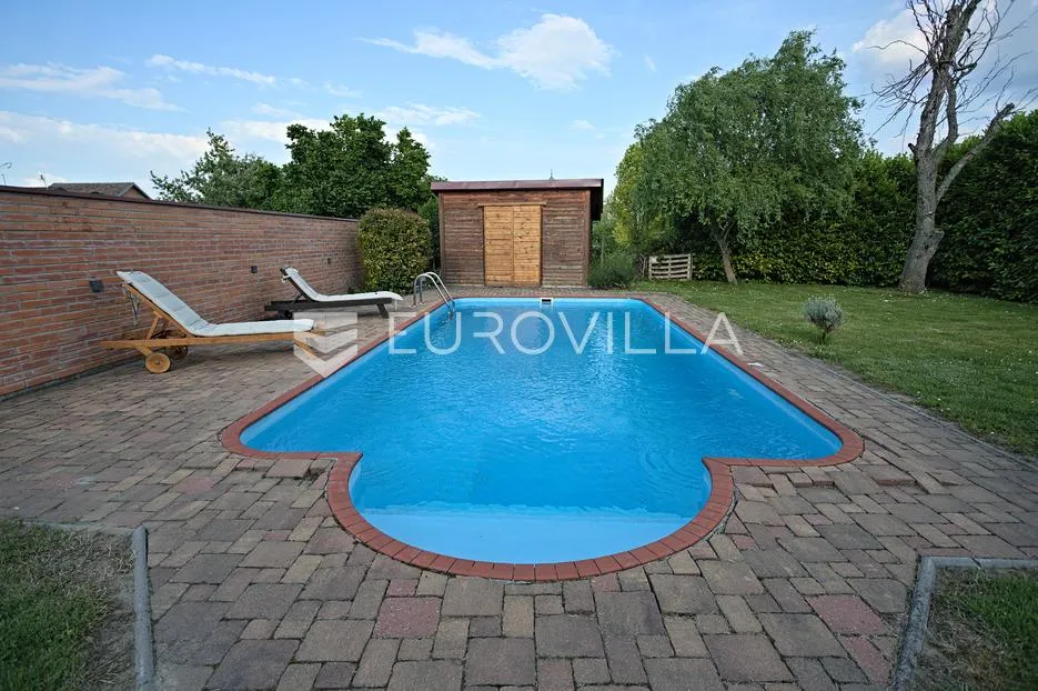 osijek, bilje, četverosobna kuća sa bazenom, 126 m² - slika 20
