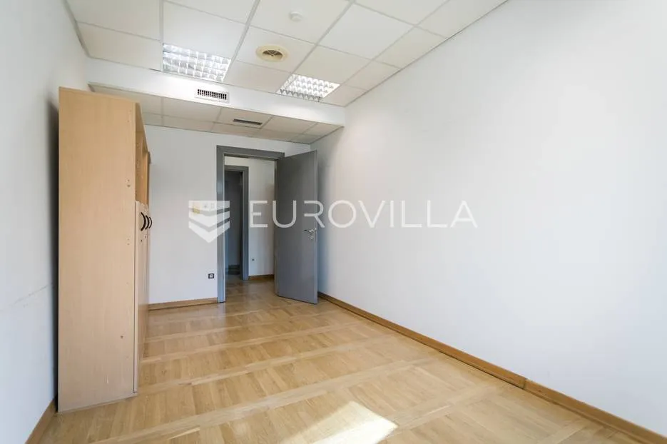 svetice, uredski prostori za zakup 59 m² - slika 4