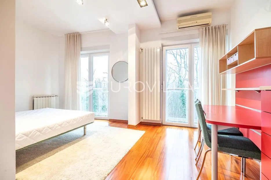 pantovčak luksuzan četverosoban stan sa garažom 163 m² - slika 12