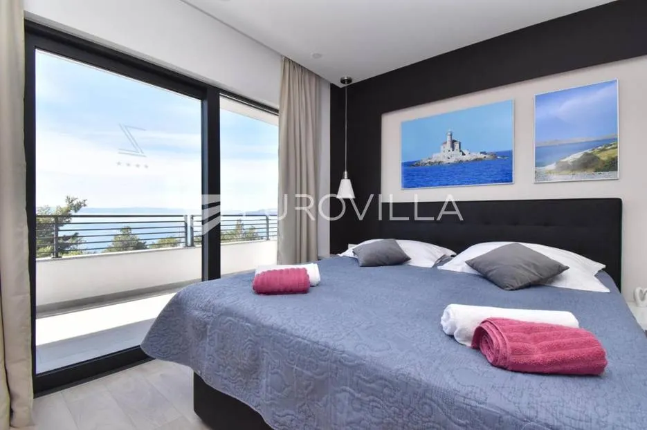 makarska, vila s bazenom i panoramskim pogledom - slika 12