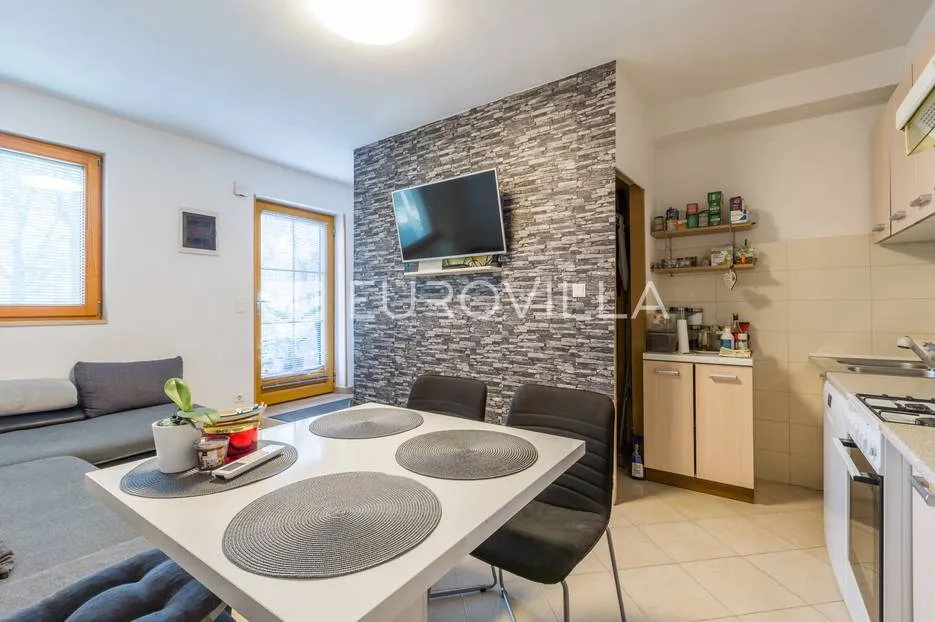 Istra, Rovinj, predivna kuća od 75 m² u centru grada s pogledom na more