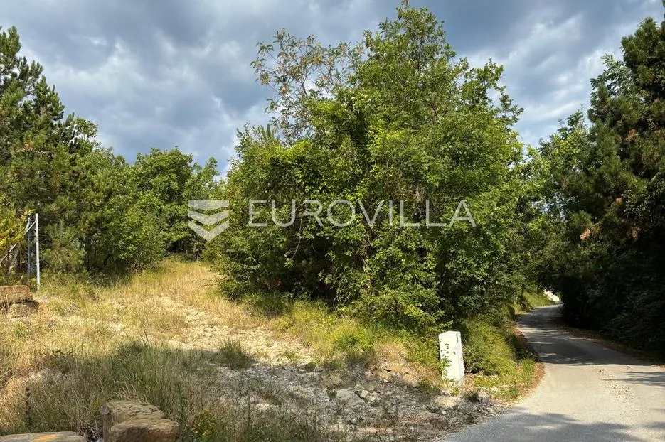 istra, okolica oprtlja, oaza mira s pogledom koji osvaja - slika 2